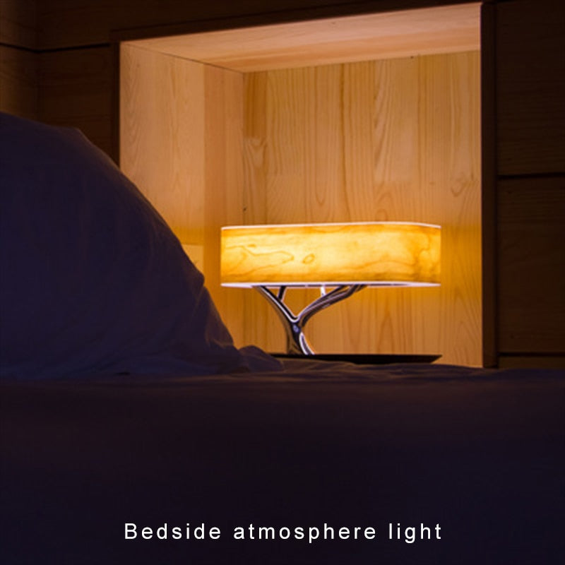 Decoratieve Boomlicht Tafellamp Muziek Bluetooth Speaker Bedlamp WiFi Speaker LED Licht Mobiele Telefoon QI Draadloos Opladen voor Thuis
